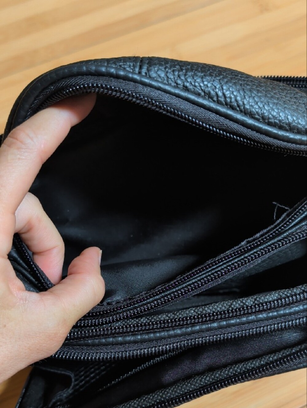 Black Leather Waist Bag Fanny Pack Belt Bag - Picture 3 of 8